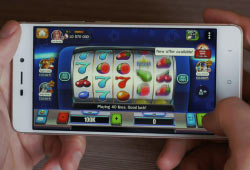 Казино Фараон мобильная версия для игры онлайн со смартфона